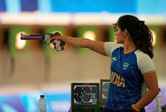 Lakshya Sen Advance To Badminton Semifinals; Tajinderpal Singh Toor Finished 15th In Shot Put Qualification