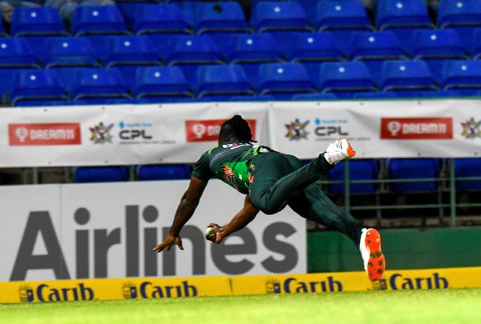 Kyle Mayers Picks Up Brilliant Diving Catch To Dismiss Kohli’s RCB Teammate In CPL I WATCH Video